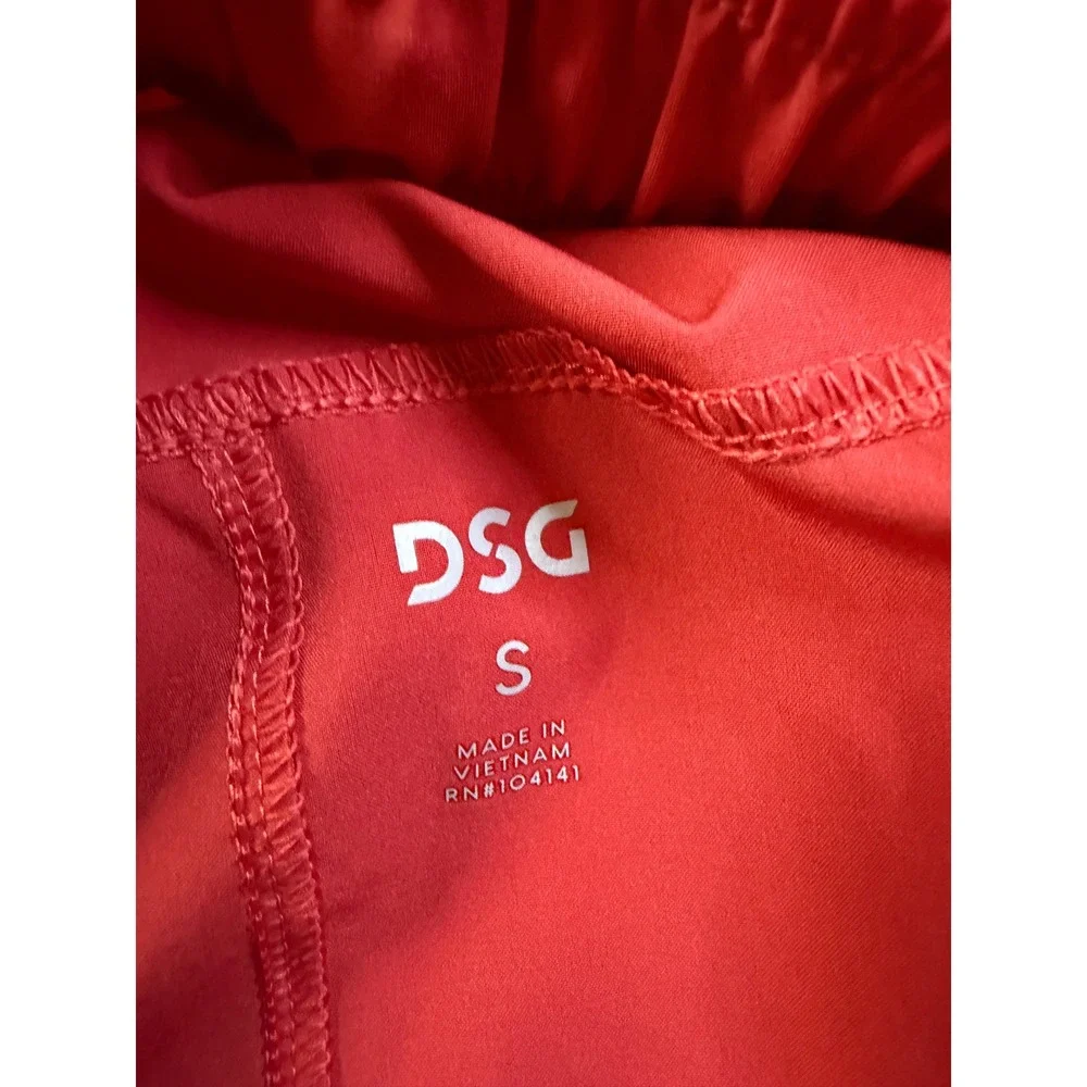 DSG Mens 8 Inch Agility Short Light Red Athletic Fit Moisture Wicking‎ Size S